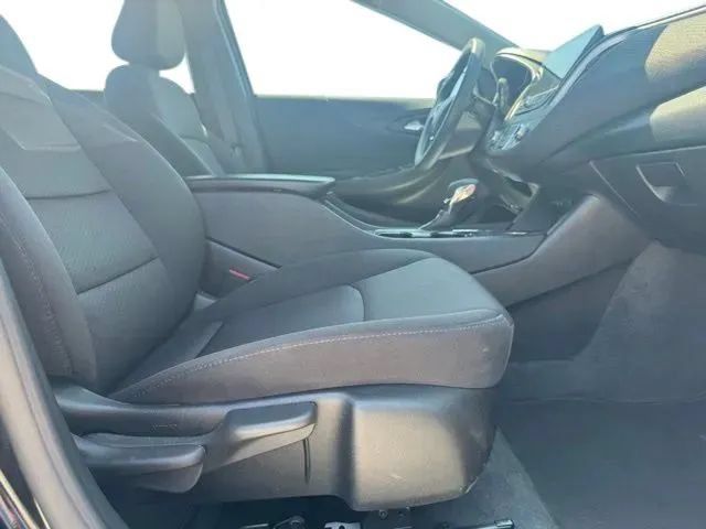 Used 2024 Chevrolet Malibu LT FWD image 13