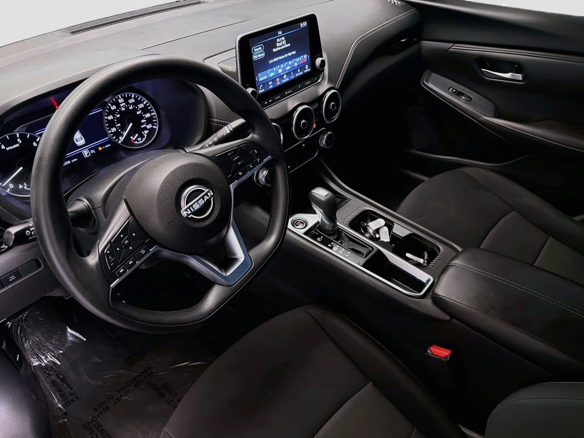 Used 2025 Nissan Sentra SV FWD image 7