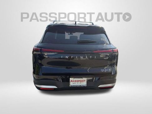 Certified 2026 INFINITI QX60 Luxe w/ Cargo Package AWD/4WD image 3