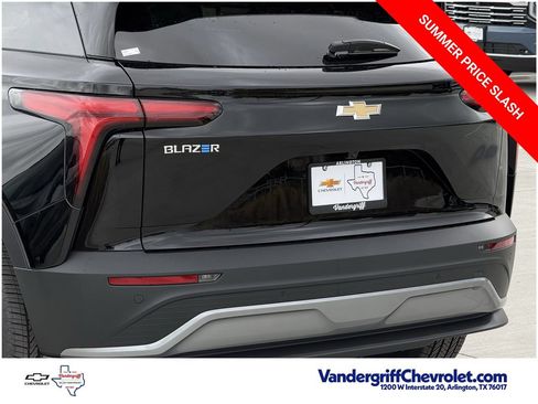 New 2026 Chevrolet Blazer EV LT FWD image 6