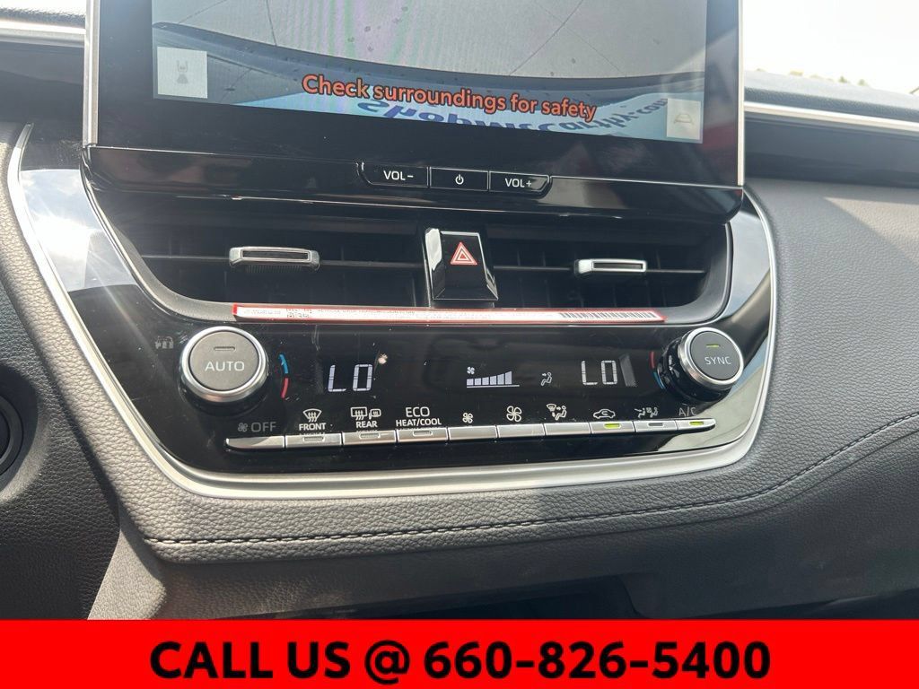 Used 2026 Toyota Corolla Cross XLE FWD image 20
