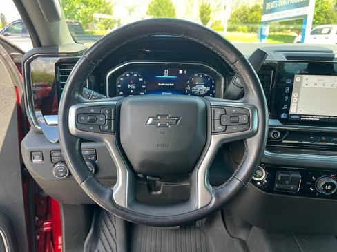 Certified 2022 Chevrolet Silverado 1500 RST AWD/4WD image 32