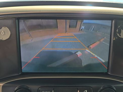 Used 2015 GMC Sierra 1500 Denali w/ Driver Alert Package image 21