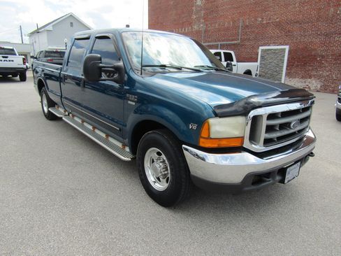 Used 2000 Ford F250 2WD Crew Cab Super Duty image 1
