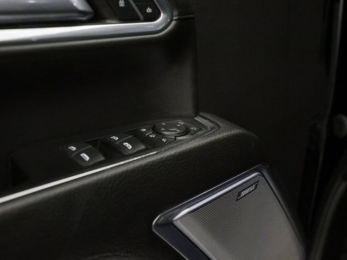 Used 2024 GMC Sierra 2500 Denali w/ Denali Reserve Package image 16