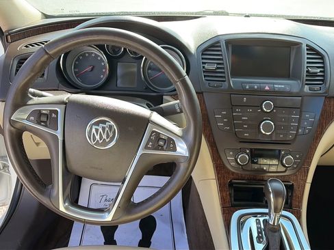 Used 2013 Buick Regal Leather image 17