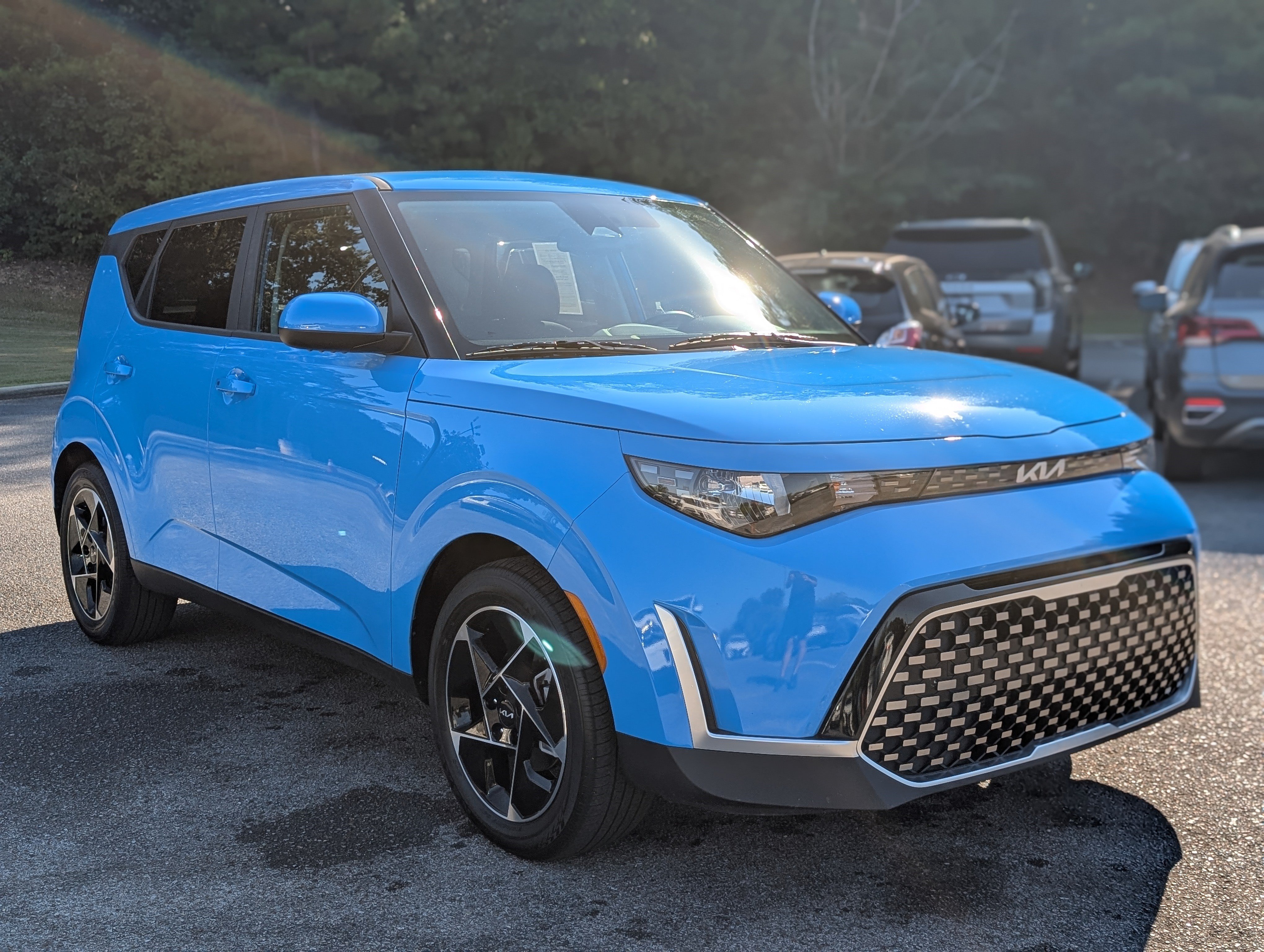 Used 2025 Kia Soul EX FWD image 11