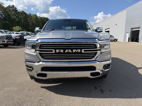 Used 2022 RAM 1500 Laramie AWD/4WD image 2