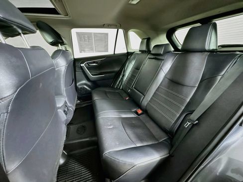 Certified 2019 Toyota RAV4 Limited AWD/4WD image 24
