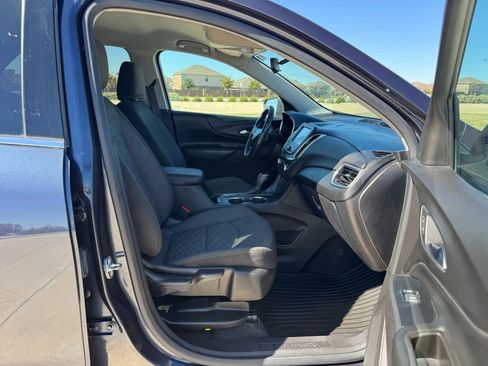 Used 2018 Chevrolet Equinox LT image 35