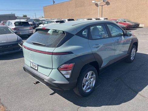 New 2026 Hyundai Kona SE image 5