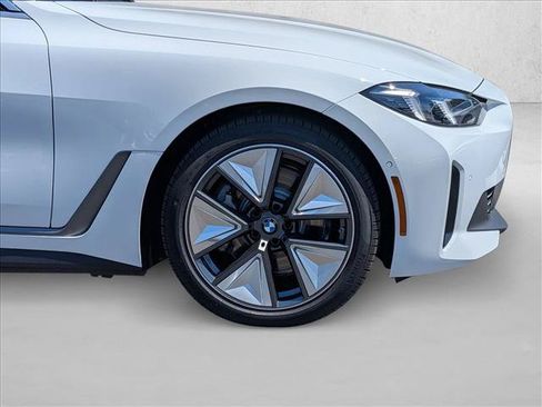 New 2026 BMW i4 xDrive40i w/ Premium Package AWD/4WD image 10