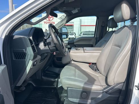 Used 2022 Ford F350 XL w/ Power Equipment Group image 2