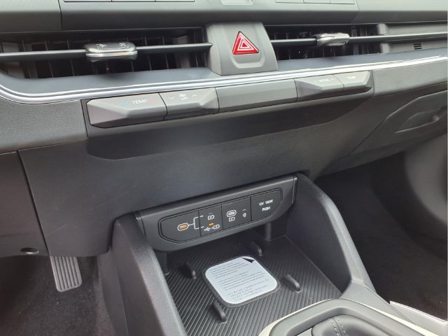 New 2026 Kia K4 GT-Line FWD image 17