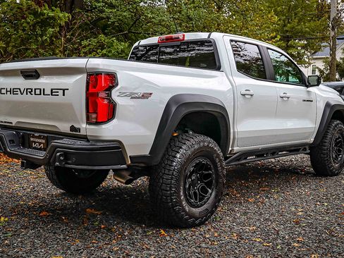 Used 2024 Chevrolet Colorado ZR2 w/ ZR2 Bison Edition image 6