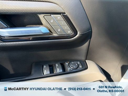 Used 2023 Chevrolet Silverado 1500 ZR2 w/ Technology Package AWD/4WD image 39