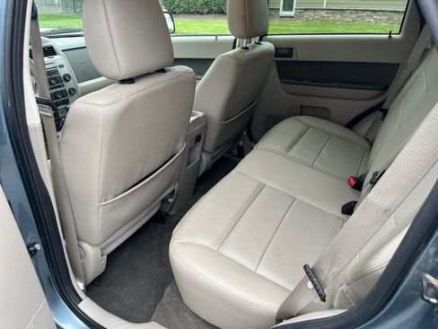 Used 2011 Ford Escape XLT w/ 203A Rapid Spec Order Code image 5