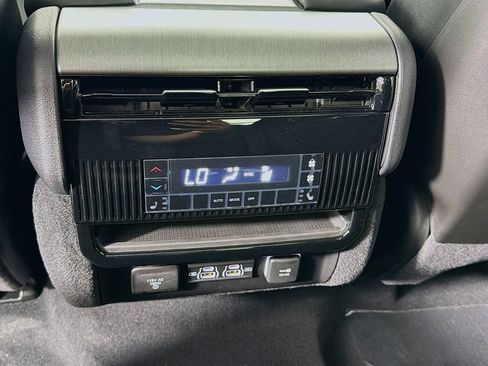New 2026 Jeep Grand Wagoneer L Limited AWD/4WD image 28