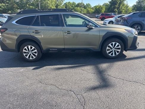 Certified 2024 Subaru Outback Premium AWD/4WD image 4