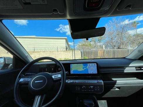 Used 2025 Hyundai Kona SEL image 35