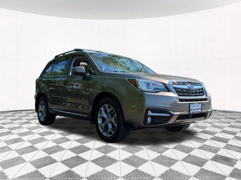 Used 2018 Subaru Forester 2.5i Touring AWD/4WD image 15