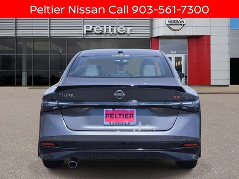 New 2026 Nissan Sentra SR w/ SR Premium Package FWD image 4