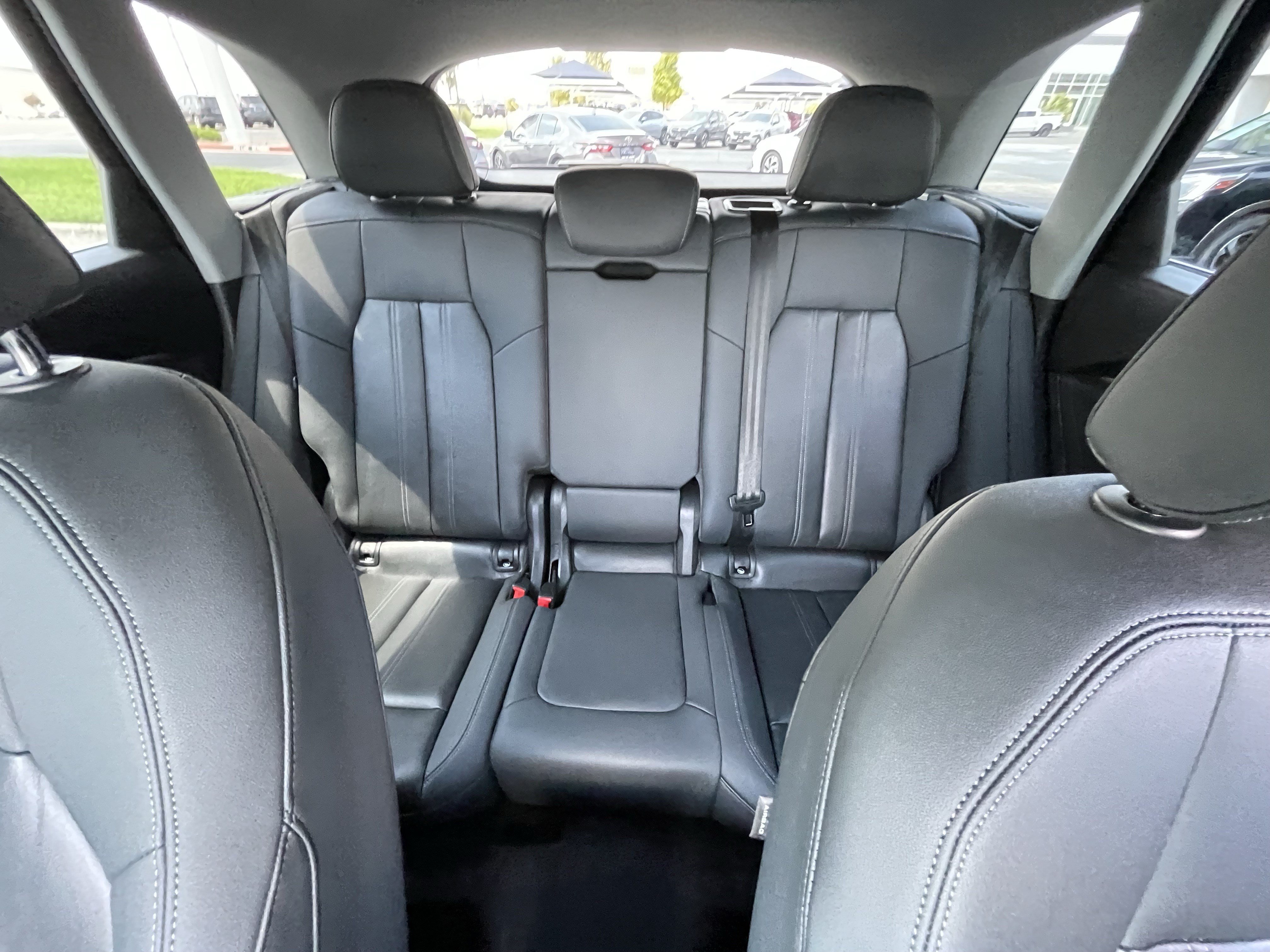 Used 2025 Audi Q5 Premium AWD/4WD image 19