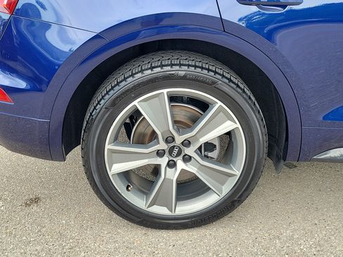 Used 2019 Audi Q5 2.0T Premium Plus w/ Premium Plus Package AWD/4WD image 9