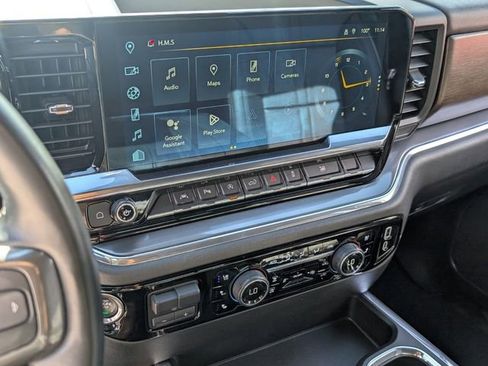 Used 2024 Chevrolet Silverado 1500 High Country image 18