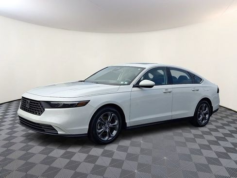 Used 2024 Honda Accord EX image 6