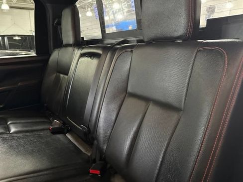 Used 2021 Nissan Titan PRO-4X w/ Pro-4x Convenience Package AWD/4WD image 24