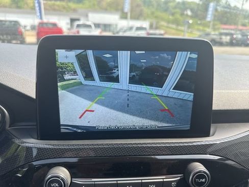 New 2025 Ford Escape ST-Line Select AWD/4WD image 21