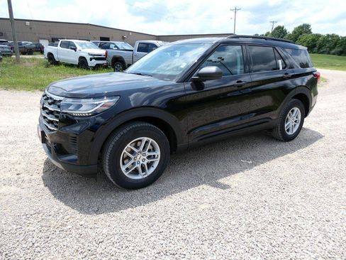 New 2026 Ford Explorer Active AWD/4WD image 8