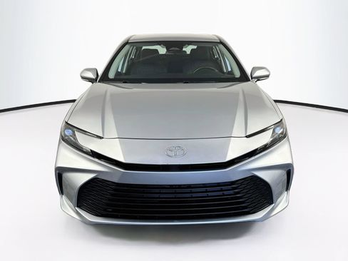 Used 2025 Toyota Camry LE FWD image 2