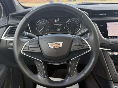 Certified 2024 Cadillac XT5 Premium Luxury FWD image 36