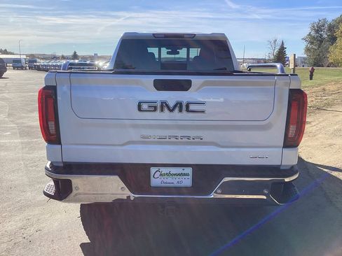 Used 2019 GMC Sierra 1500 SLT w/ SLT Premium Plus Package image 4