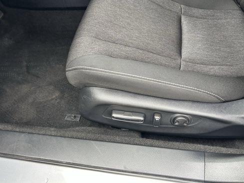 Used 2023 Honda Accord EX image 11