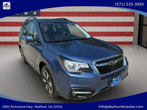 Used 2017 Subaru Forester 2.5i Limited AWD/4WD image 3
