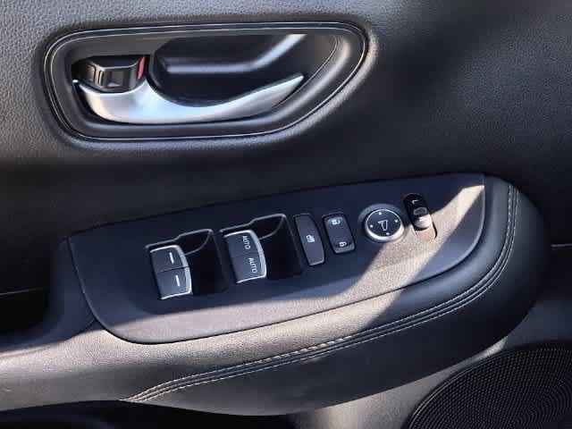 Used 2027 Honda HR-V EX-L image 30