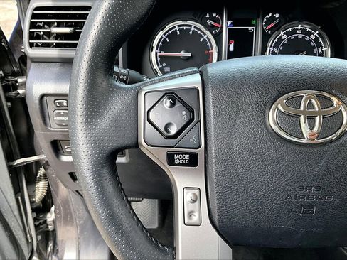 Used 2022 Toyota 4Runner Limited image 10