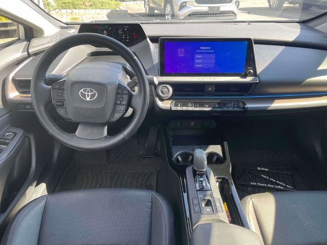 Used 2023 Toyota Prius XLE AWD/4WD image 15