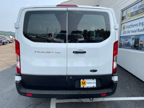 Used 2025 Ford Transit 250 Low Roof w/ Exterior Upgrade Package RWD image 4