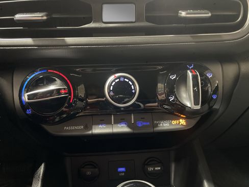 Used 2023 Hyundai Kona SEL image 21