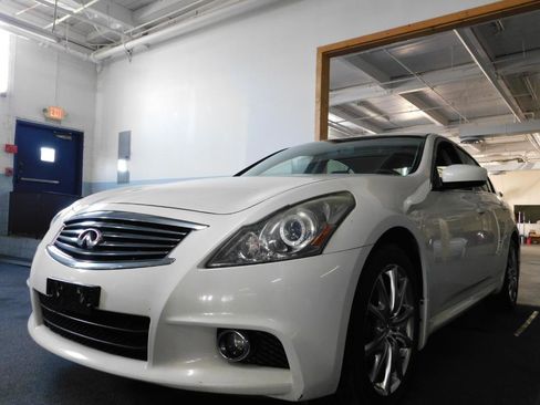 Used 2012 INFINITI G37 x Sedan w/ Premium Pkg AWD/4WD image 10