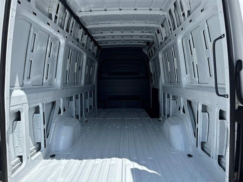 New 2025 Mercedes-Benz Sprinter 2500 image 6