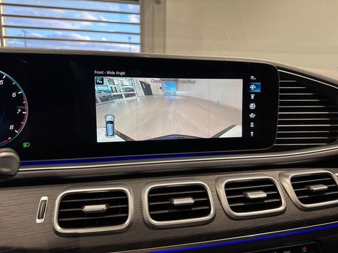 Used 2023 Mercedes-Benz GLE 350 4MATIC w/ AMG Line Exterior image 28