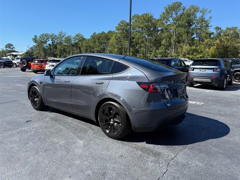 Used 2021 Tesla Model Y 2WD image 21