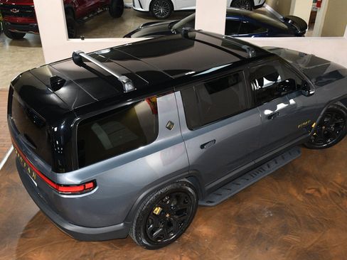 Used 2023 Rivian R1S Launch Edition AWD/4WD image 75
