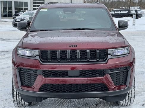 New 2026 Jeep Grand Cherokee Altitude image 40