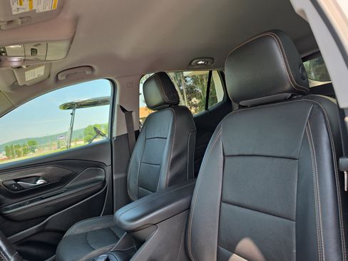 Used 2020 GMC Terrain SLT w/ Preferred Package AWD/4WD image 11